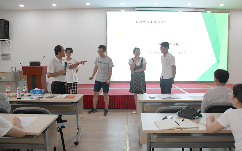 課堂情景模擬.jpg 課堂情景模擬.jpg